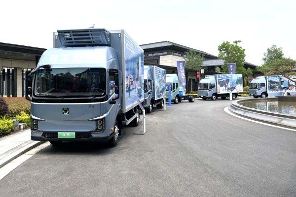 44L ǿ 칤hp܃rֵ߅(˲޸^)621.jpg