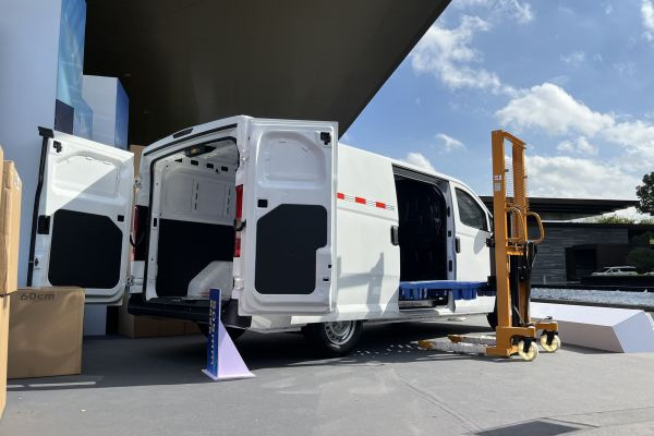 10.9܇֮-8   Խǹ⼃VAN°1493.jpg